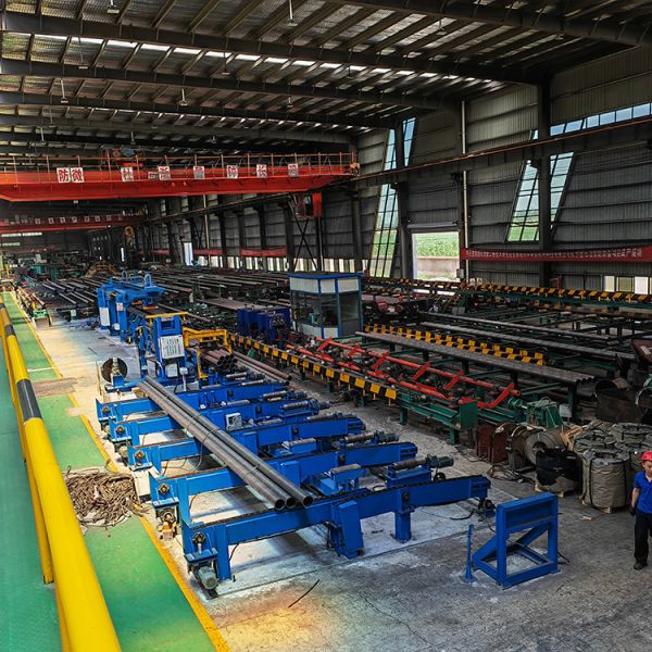 ASTM A106 Sch40 Seamless Steel Pipe Tube St37 St52 Cold Drawn Seamless Steel Pipe Factory