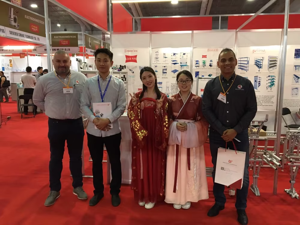 High Quality European Standard Industrial Square Extruded  40x40 Aluminium Alloy Extrusion Profiles For Workbench Trolley Cart