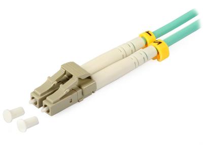 Conector frente e verso liga de zinco/do bronze fibra OM3 com a bota preta vermelha