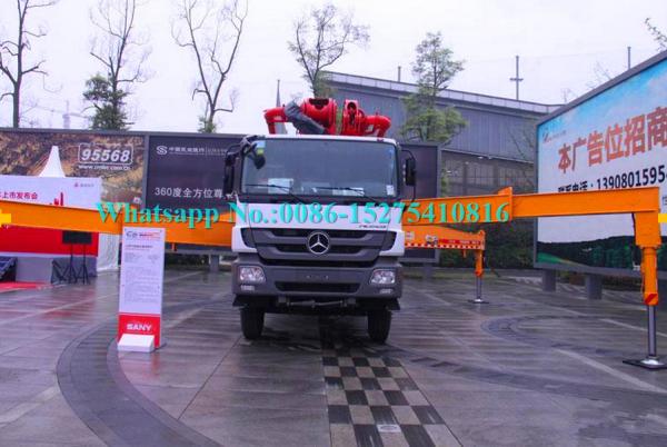 Caminhão eficiente alto 36X-5Z da bomba do cimento de 3 eixos com saída máxima do ³ /H do crescimento 120m