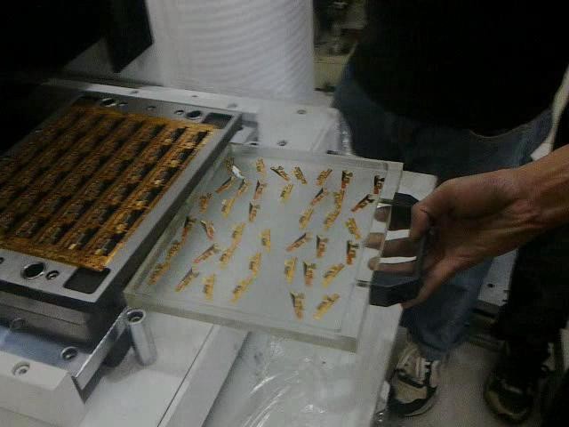 Таможня 8 тонн дыропробивного пресс-автомата PCB для агрегата Pcb