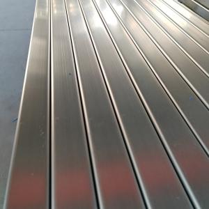 Hot Dip Galvanized Bolted Seismic Bracket Resistance To Vibration And Impact