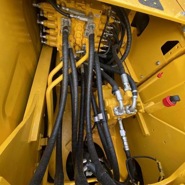 CAT330B Excavadora com potência e peso operacional 20253 Capacidade de balde 0,8m3