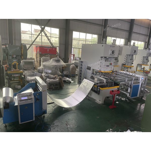 Velocidad neumática de la punzonadora de la caja de conexiones eléctrica del rectángulo