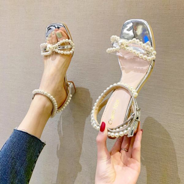 YTH005 Customized 2021 New Summer Word With Mid-Heel Silver Pearl Bow Thick Heel Sandals Female Fairy Style High Heels