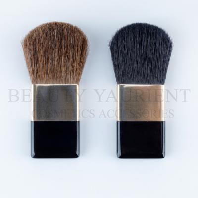 Lightweight Fluffy Head Compact Makeup Brush For Bronzer Oem Logo