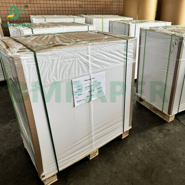 These useful paper stocks dominate printing, embossing and foil stamping for beverages and frozen foods. They maintain their strength and brightness even when wet. Often, wet-strength papers are available for printing in rolls with pressure sensitive adhesive. Белая 80 гг влажнопрочная бумага для упаковки на этикетках напитков