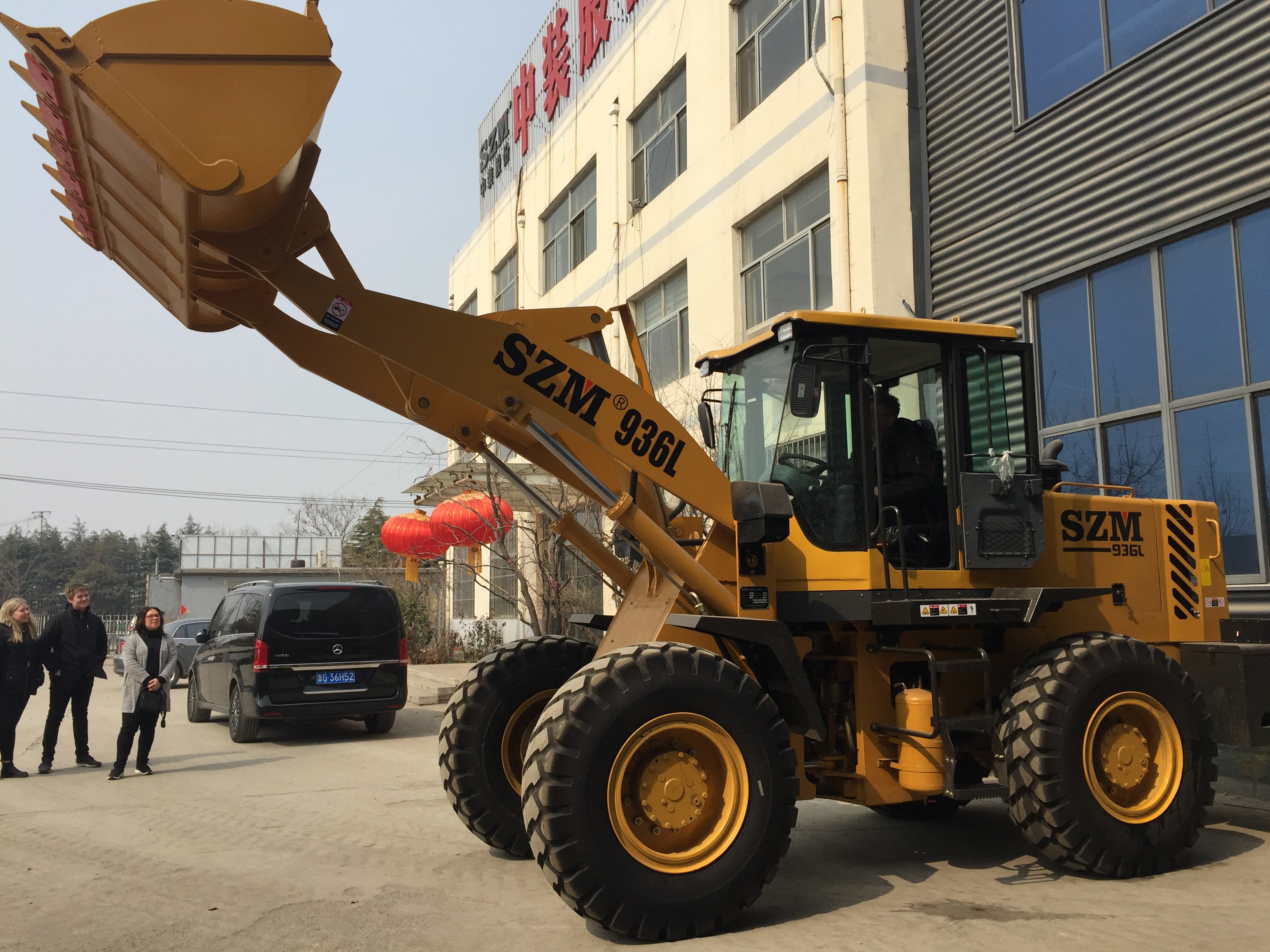 SZM936L 92kw затяжелитель колеса 3 тонн с ведром 3m3