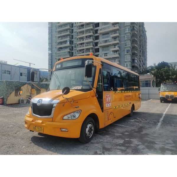 ShenLong Подержанные школьные автобусы 36 мест LHD Рулевое положение Дизельное топливо Тип