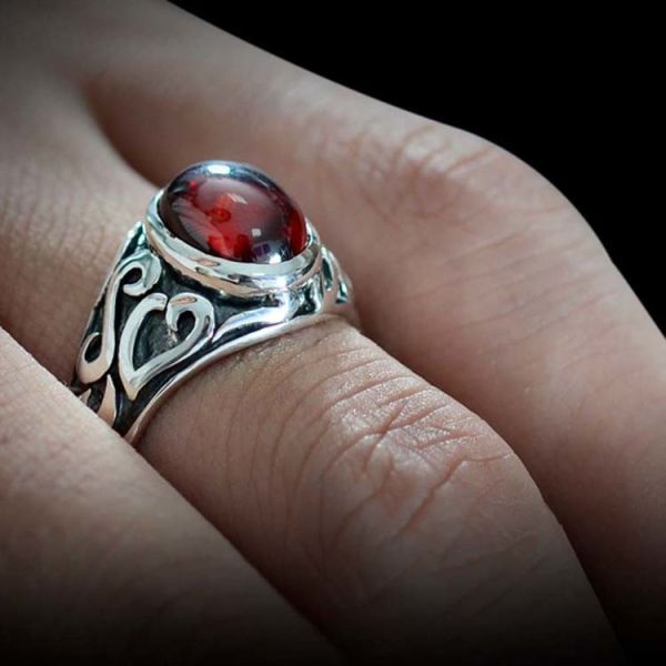 Thai Retro Sterling Silver Oval Created Garnet Ring For Men (013682)