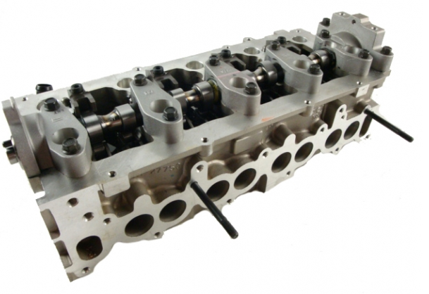 HYUNDAI Santa Fe II Complete Cylinder Head 22100 - 27400 AMC 908773 Cylinder Head 22100-27400 22100-27750 22100-27800