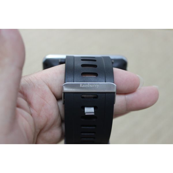 smart watch phone 5mp camera gps application 	heart rate test step counting take photo