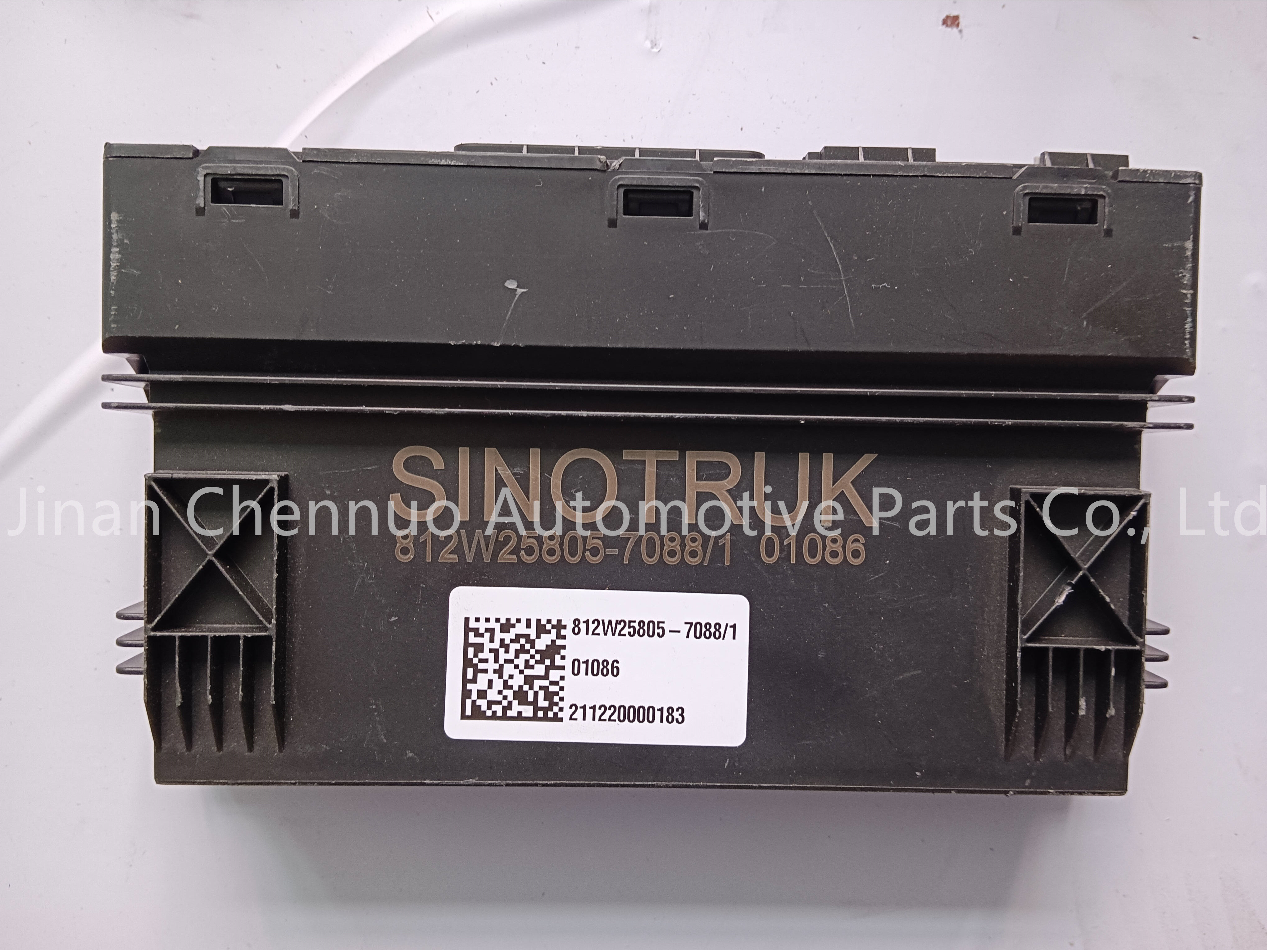 Shandeka C9H Усовершенствованный контроллер домена помощи вождению 812W25805-7088 China Heavy Truck Parts