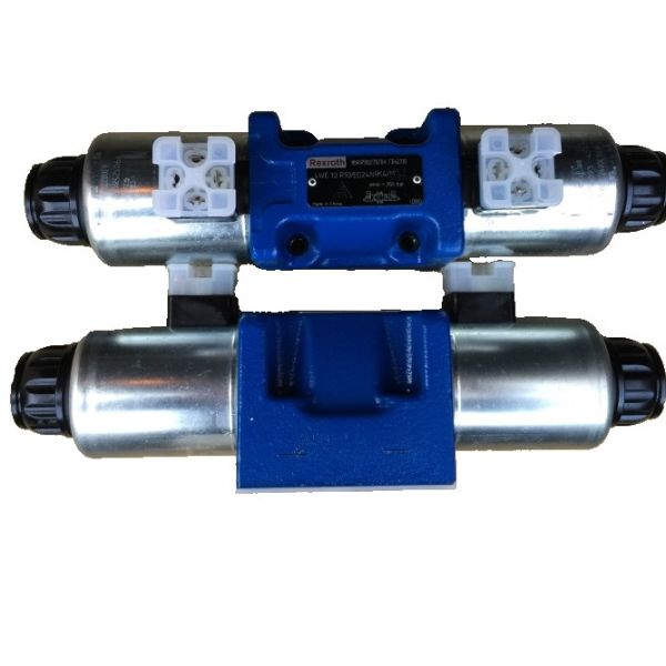 Válvula proporcional Rexroth 4WE10R5X/EG24N9K4/M Azul Eficiencia Energética Fácil de Instalar Buen Ahorro de Energía