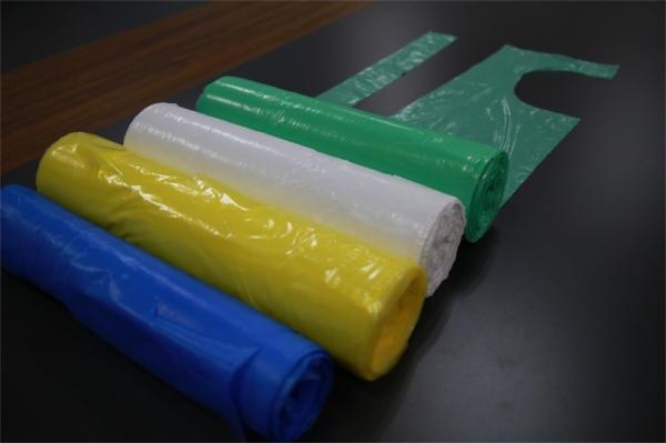Free Sample Childrens Disposable PE Apron For Food Industry Protection