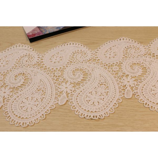 Paisley White Guipure Lace Trim , Watersoluble Embroidered Lace Trim 190mm
