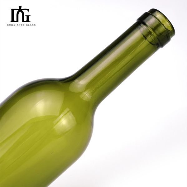 750ml Cork Cap Glass Wine Bottle for Carbonated Drinks in Antique Green Color Customized