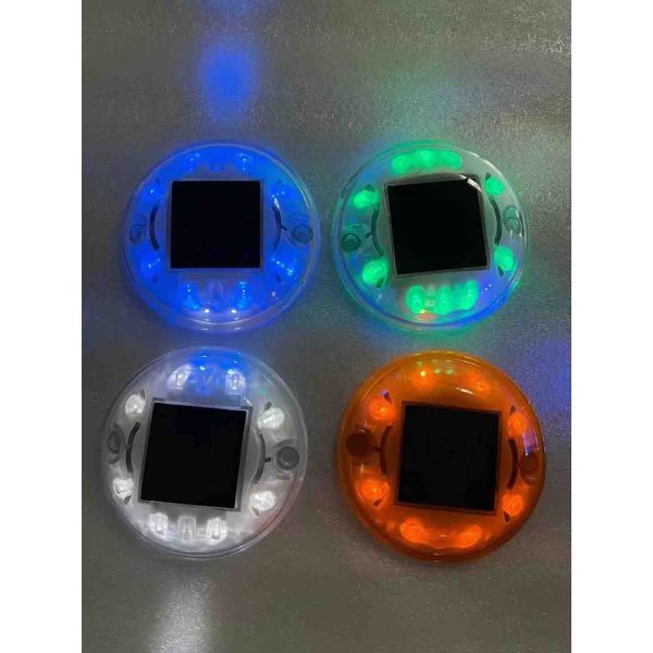 Round Plastic Solar Road Studs Solar Powered Road Reflectors LED Cat Eyes Light