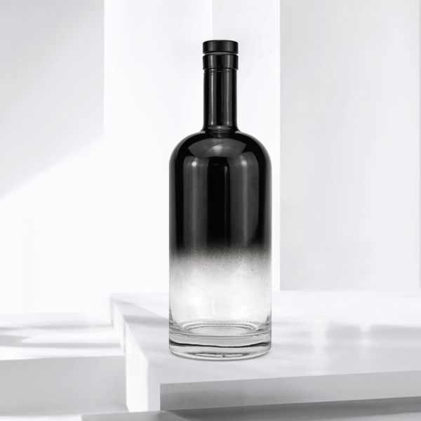 Glass Collar Gradient Half Spray Short Round Vodka Bottle with Cork Sealing Type