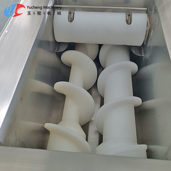 Comida de Mochi Kibbeh que rellena el huevo escocés de la máquina que encrusta la máquina