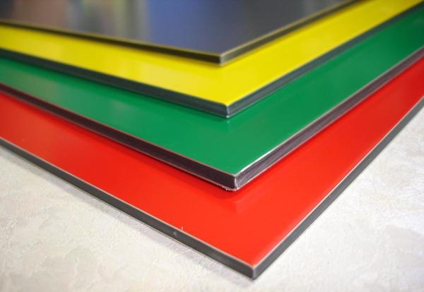 O sinal de alumínio da pintura do poliéster almofada multi cores com força de casca alta