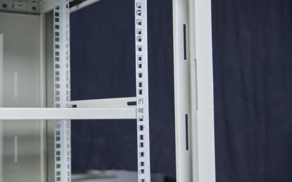 Stock Products Floor Standing Server Cabinet with PDU Power Distribution Unit 600*600