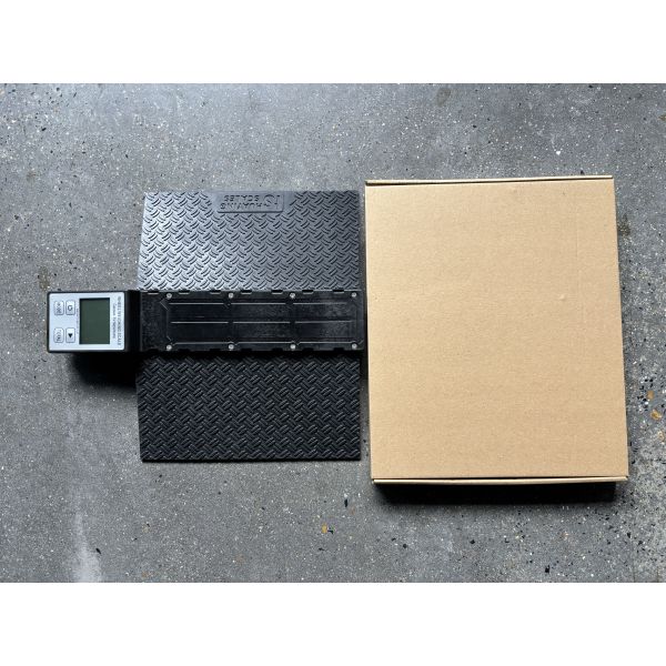Robust Scale Indicator Featuring Multiple Input Options and User Friendly Interface for Precise Weight Data Management