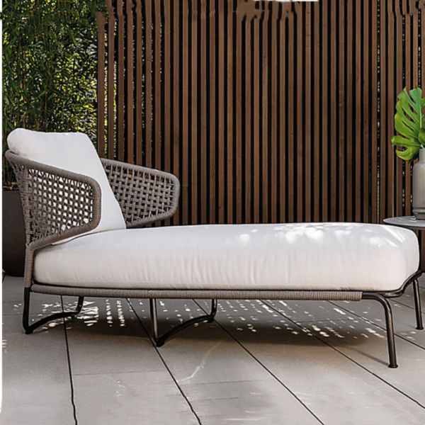 Outdoor Rattan Furniture Daybed and Aluminum Sun Lounger for Outdoor in Swimming Pool