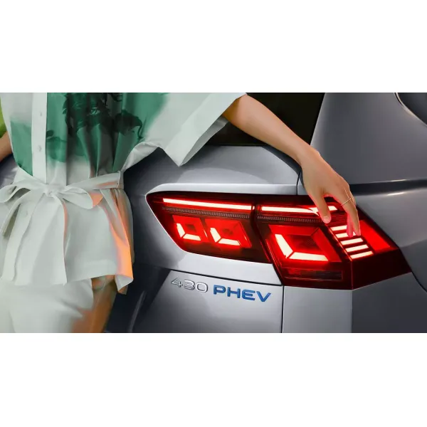 Venta 2024 VW Tiguan L PHEV 0km Coche eléctrico usado con 4733mm longitud total Comprar muestra en Paric