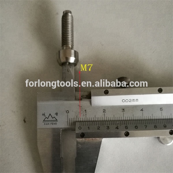 DIN Estándar Titanio acabado M7 * 24MM Cerrojo y perfecto para la rueda de la llanta de la división de titanio listo para el envío