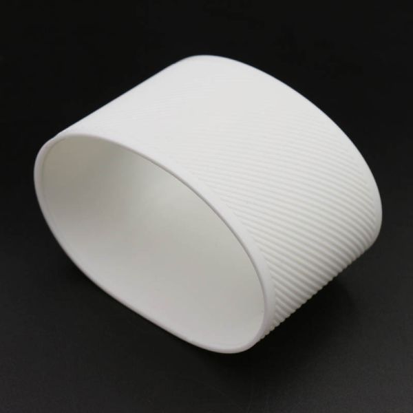 Le caoutchouc de silicone antidérapant d'OEM fournit la douille portative pour la bouteille d'eau