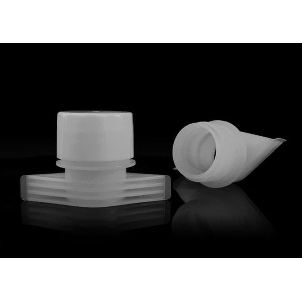 Adapté aux besoins du client versez le diamètre 22mm que le plastique versent des chapeaux de bec pour le gel/crème/poches liquides