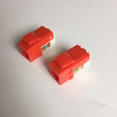 Cor trapezoide do grau CAT6 RJ45 Jack de UTP 90 personalizada para uma comunicação da rede