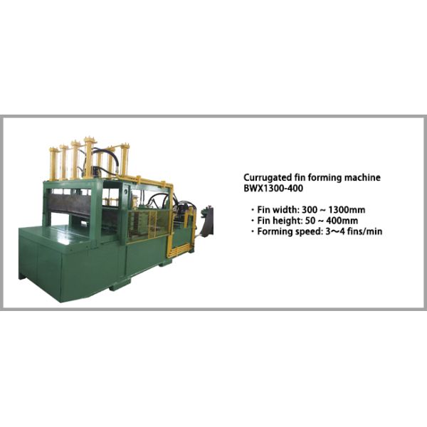 Aleta acanalada automática que forma la máquina para el tanque de aceite del transformador