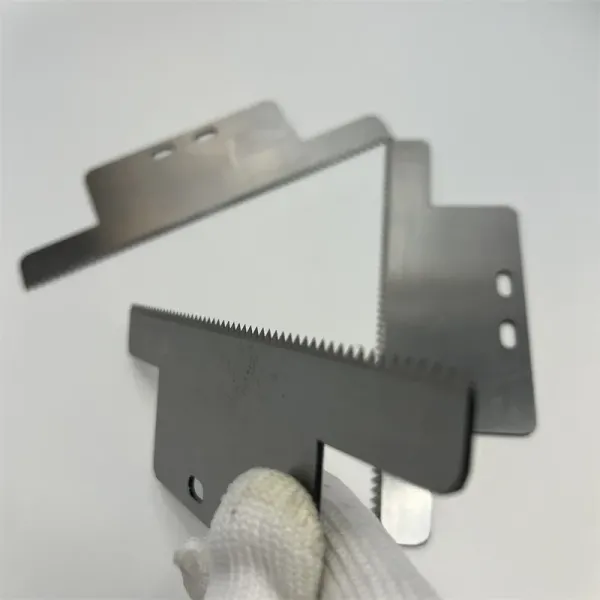 Plastic Paper Cutting Knives Teeth Cutting Blade Packaging Serrated Teeth Saw Blade
