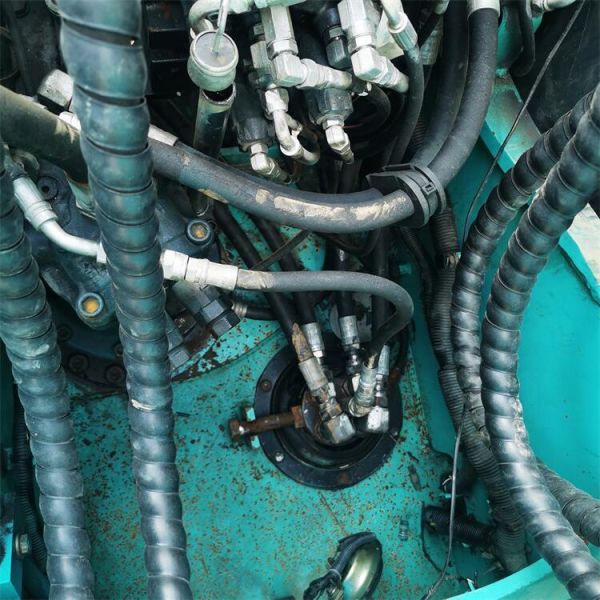 Pompe hydraulique japonaise d'origine utilisée 13 tonnes Kobelco SK130 SK 130 Excavator prête à fonctionner