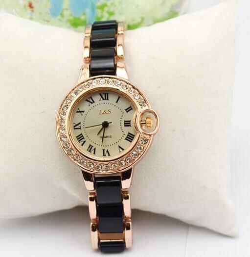Couples watch men's and women's watches quartz epidermis with watches