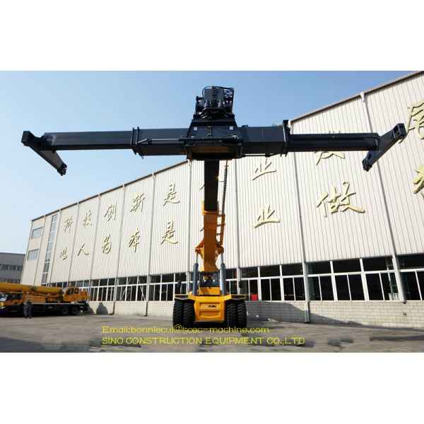 Штабелеукладчик СКС45 достигаемости контейнера тонны 15м погрузочно-разгрузочного оборудования 45 порта СКМГ