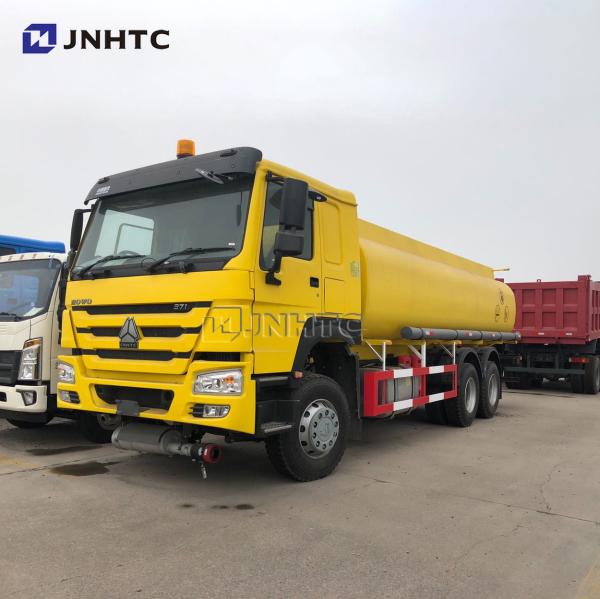 Sino caminhão de petroleiro do combustível de HOWO 6x4 371hp com o petroleiro 20cbm