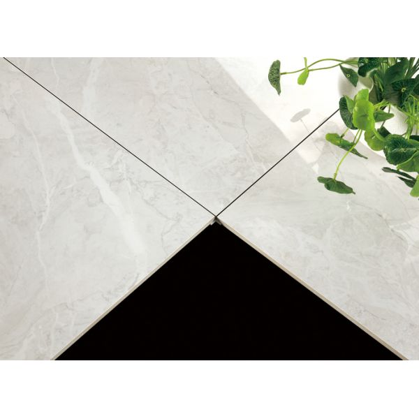 Деревенская каменная плитка пола взгляда, не смещает керамические плитки пола и стены