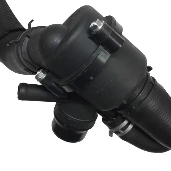 Thermostat Housing Water Pipe Connector LR025969 For Land Rover LR4 Range Rover Sport