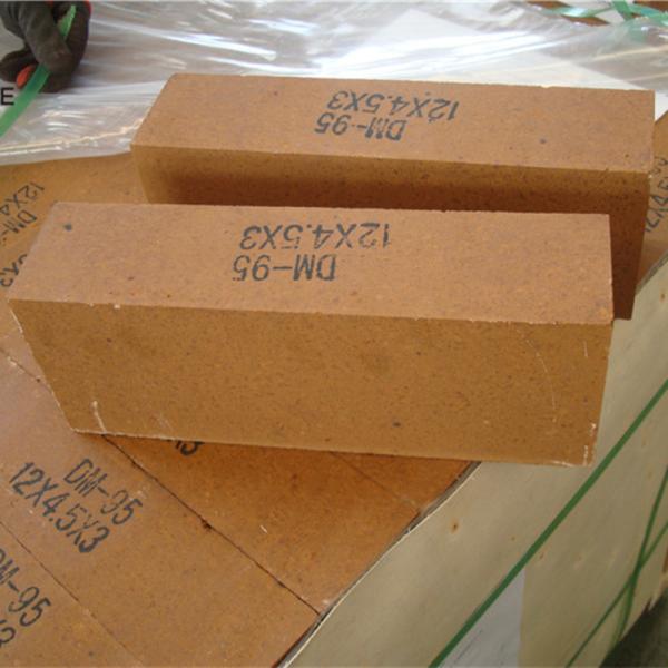 Low SiC Content Basic Magnesia Bricks For Eaf Of Steel Making Fire 1800 Degree Furnace