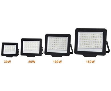 Lâmpadas de inundação solares à prova d'água de 100 Watt ao ar livre 170 Lm/W com concha de dissipação de calor