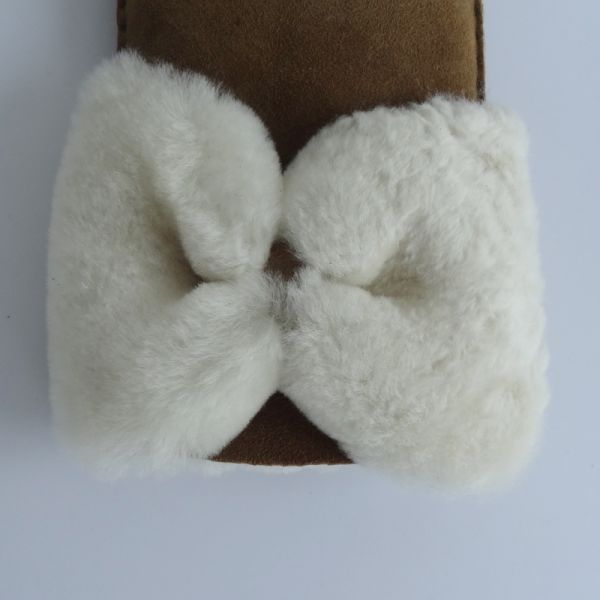 Camel Hand Sewing Shearling Sheepskin Gloves With Bowknot