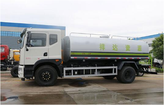 10m3 water tanker truck, 4x2 Sprinkler Truck