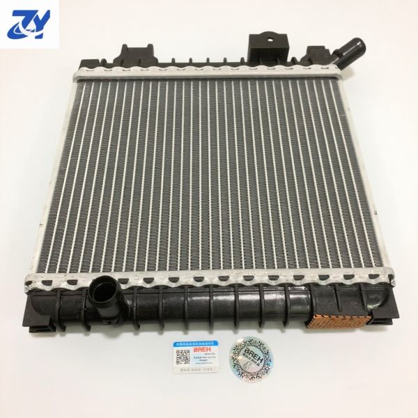 For Lamborghini URUS Intercooler Water tank Radiator OEM 4M0121218F 4M0121218G High-performance Automotive Parts