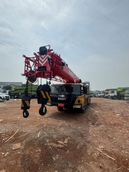 75 tonnes de grue de camion mobile N'importe quel puits rénové numéro 4 et avec service après-vente
