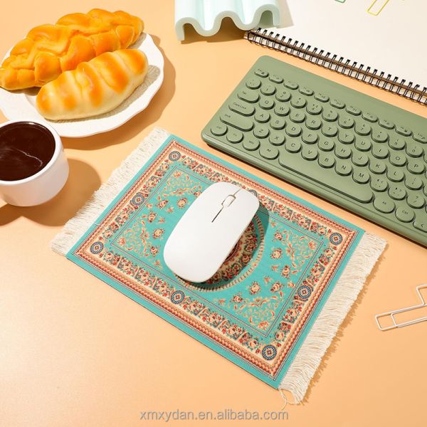 Retro Style Carpet Pattern Mouse Pad with Customizable Thickness and Mini Woven Rug Mat