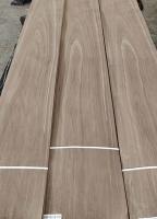 A fatia cortou o folheado que americano da noz A/B naturais classificam densamente 1.2mm