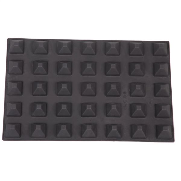 Pyramid Shape Silicone Baking Molds Commercial Bakery Equipment OEM ODM